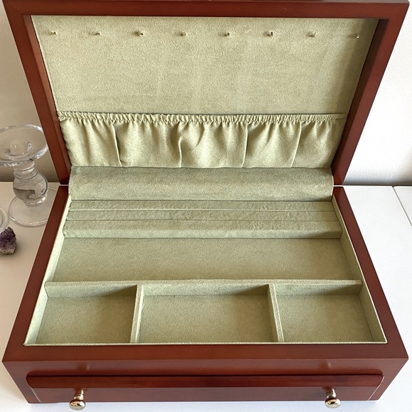 ⭐️LAST DAY⭐️ Reed & Barton Jewelry Box - Picture 2 of 16